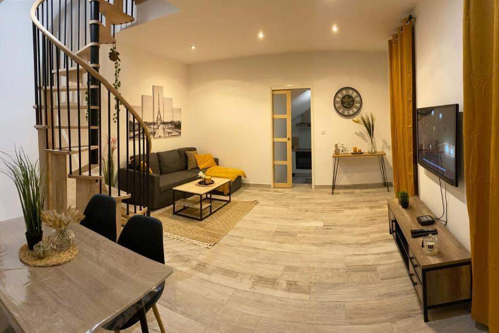 Le Duplex De Paris Apartment ชาลง-ซูร์-ซอน ภายนอก รูปภาพ